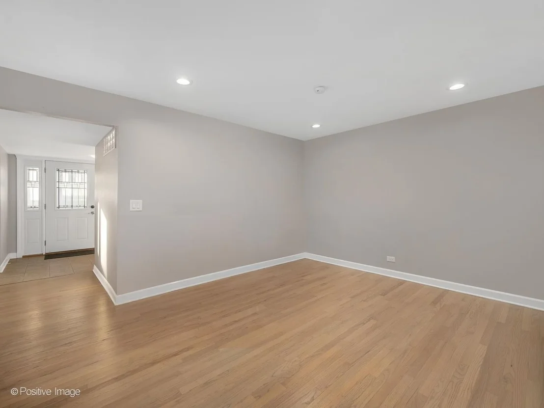 Photo of 223 Willow Lane
