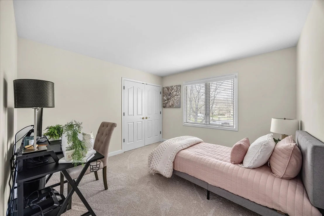 Photo of 1692 Sauk Drive