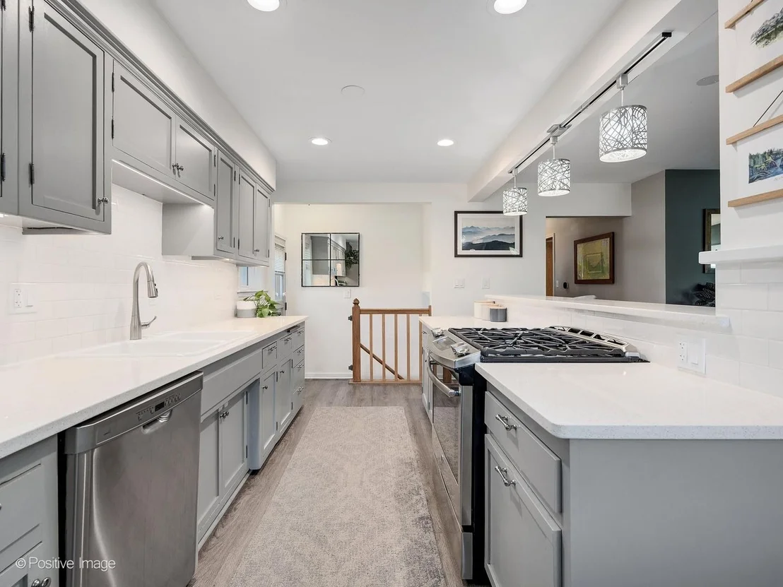 Photo of 715 Crest Street