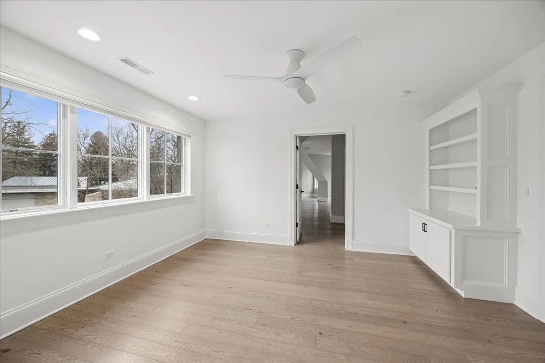 Photo of 5237 Cornell Avenue