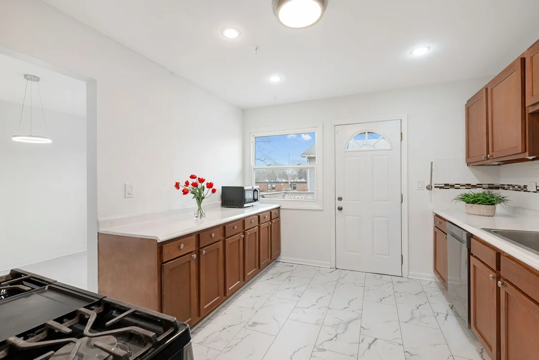 Photo of 7645 Brookside Drive