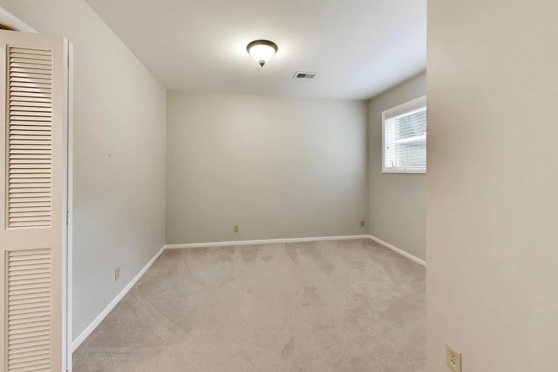 Photo of 717 Cheever Avenue