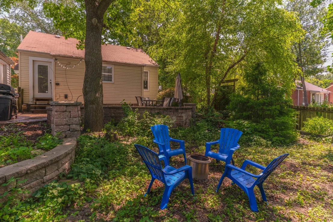 Photo of 821 Normal Avenue