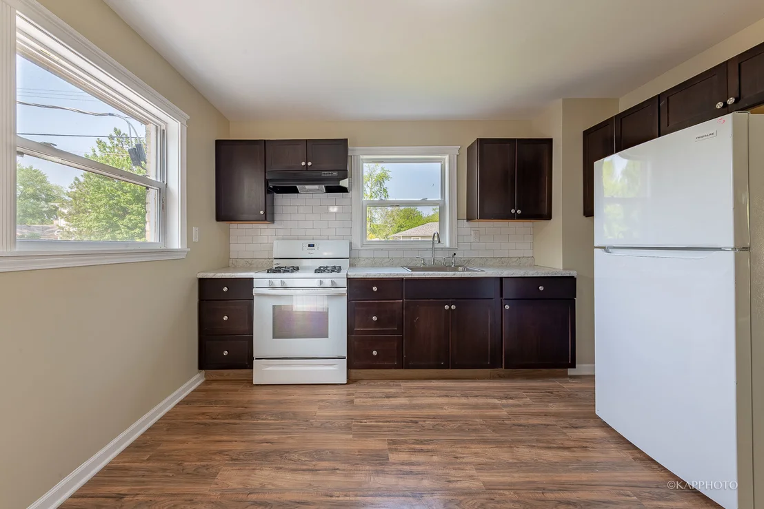 Photo of 40 W 36th Place