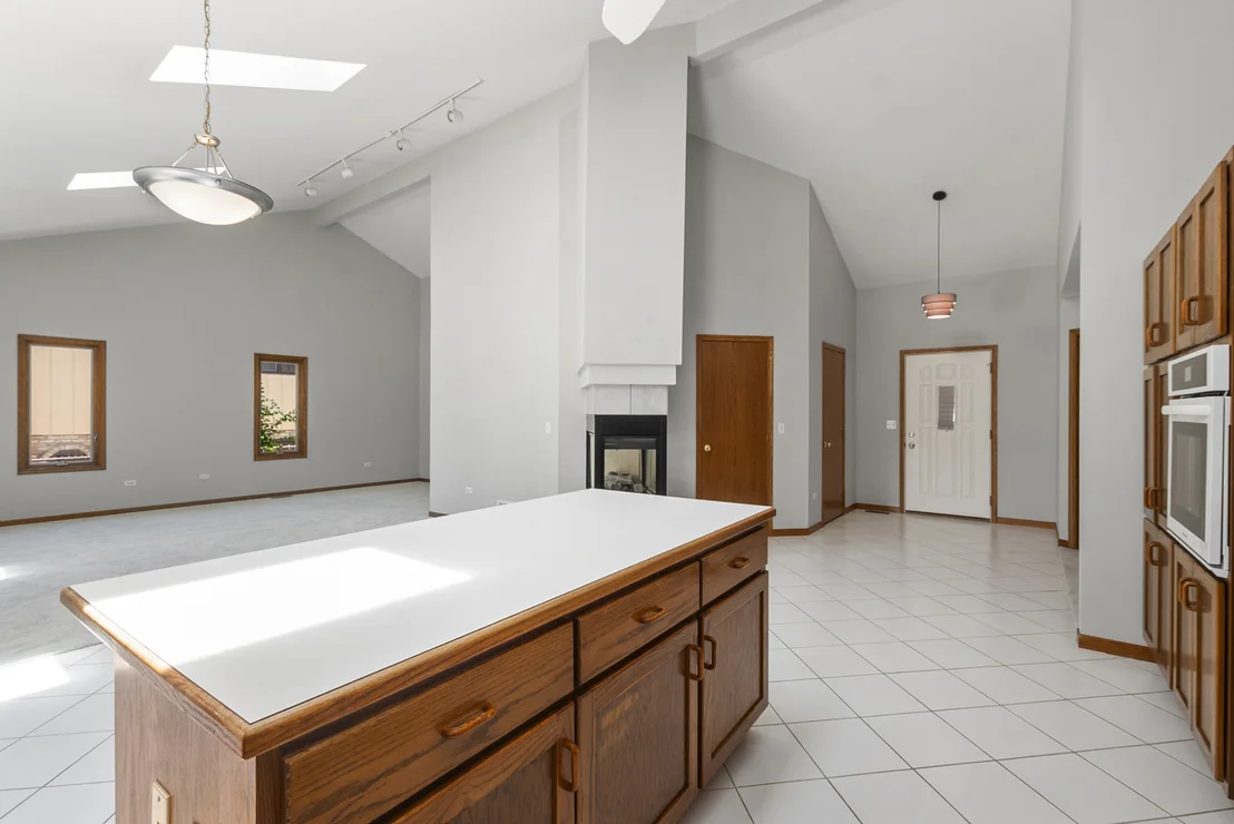 Photo of 9342 Sutton Place