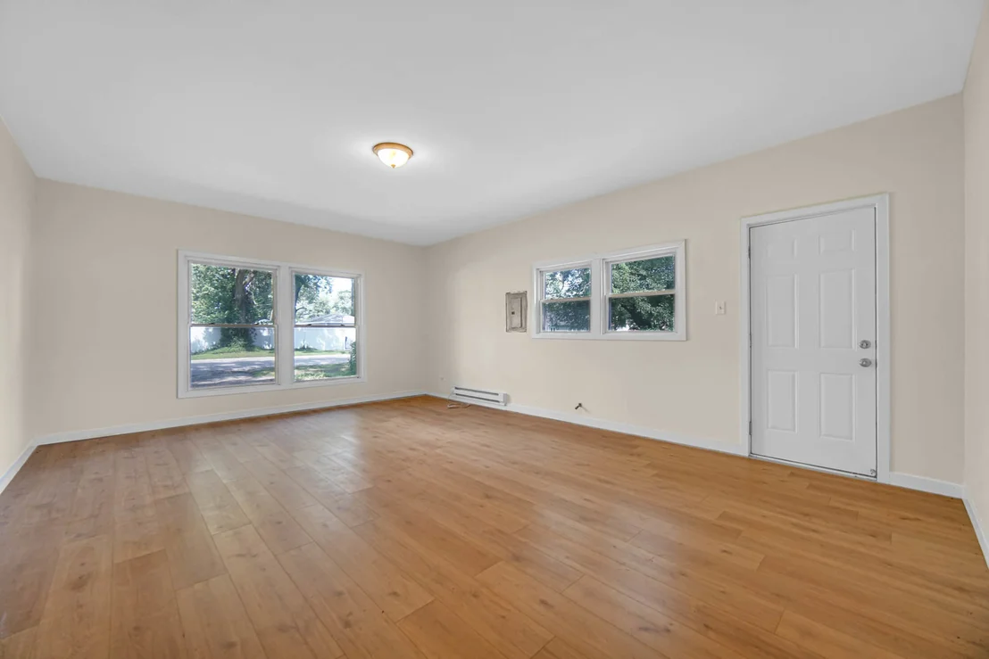 Photo of 16801 Head Avenue