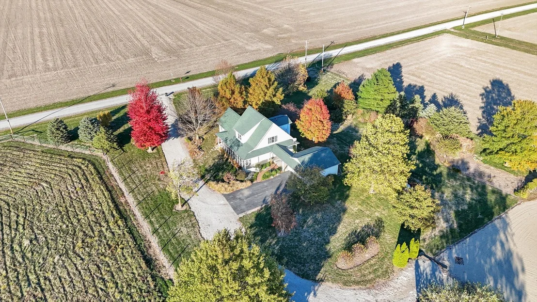 Photo of 561 County Road 700 N