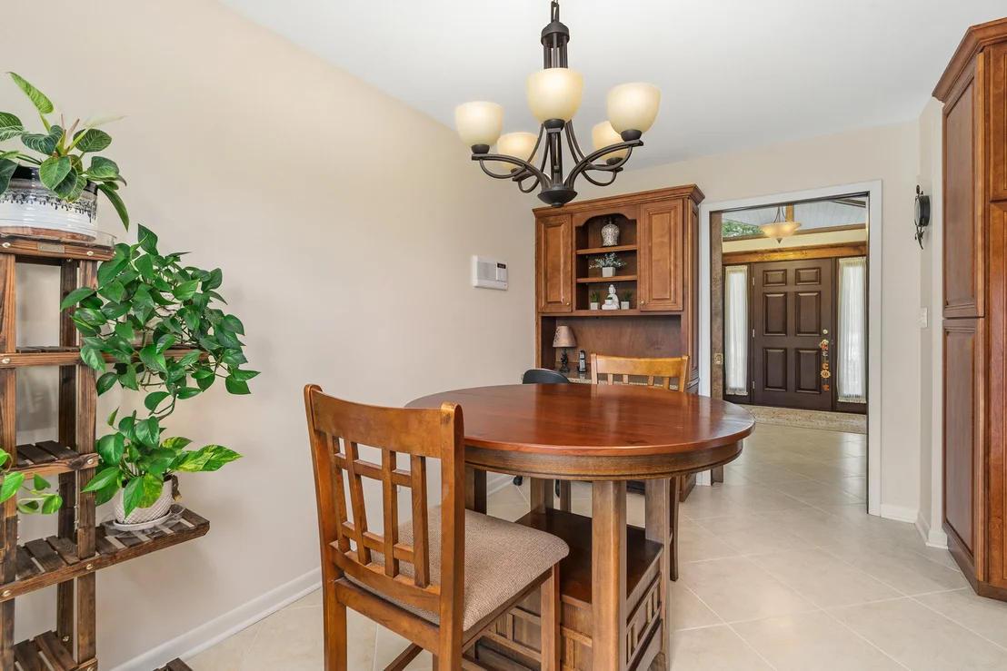 Photo of 1107 VALLEY Lane