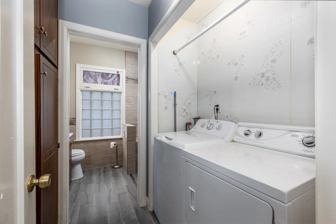 Photo of 226 Clay Street
