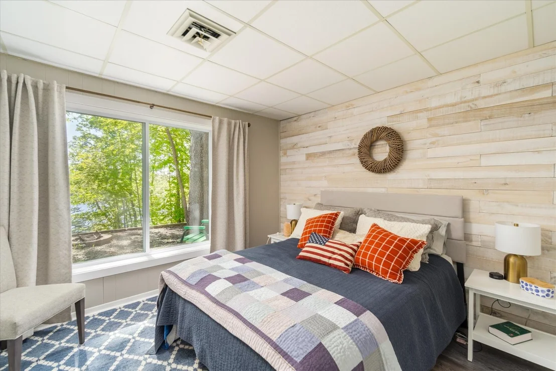 Photo of 1127 Loganberry Lane