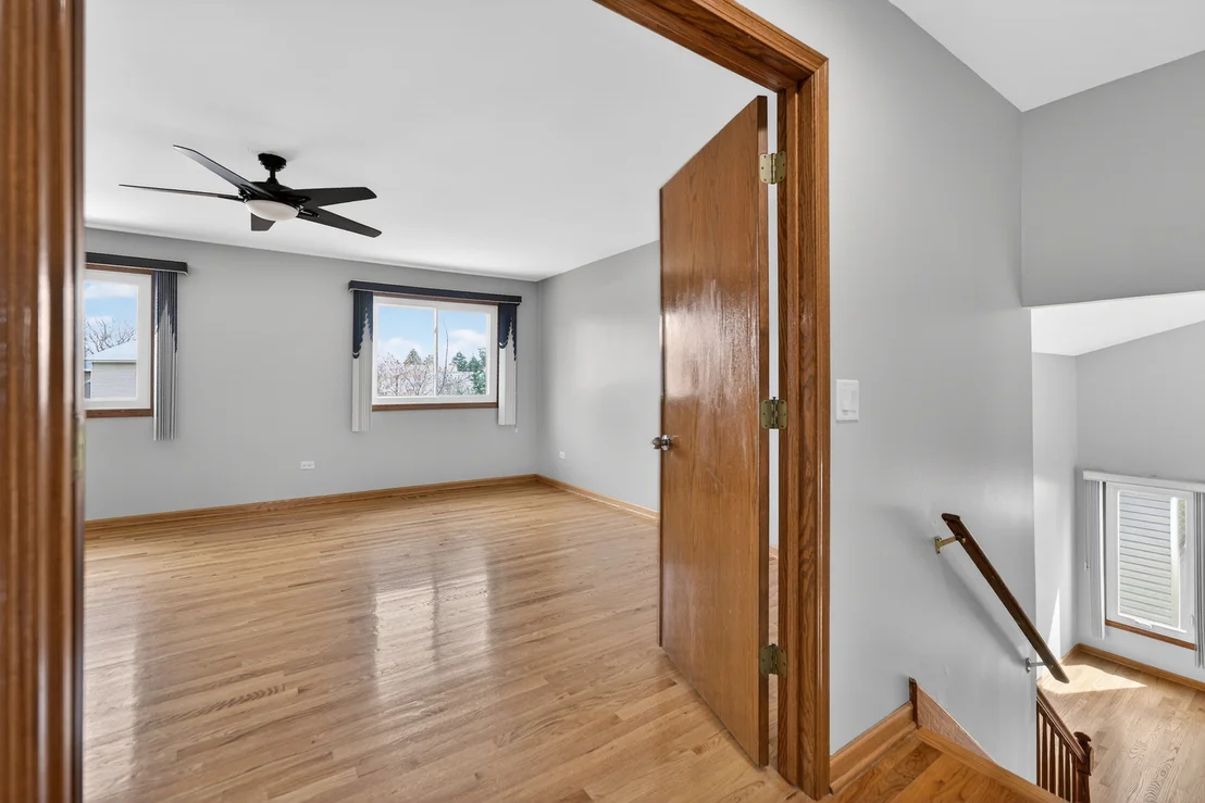Photo of 1281 Scarlet Drive