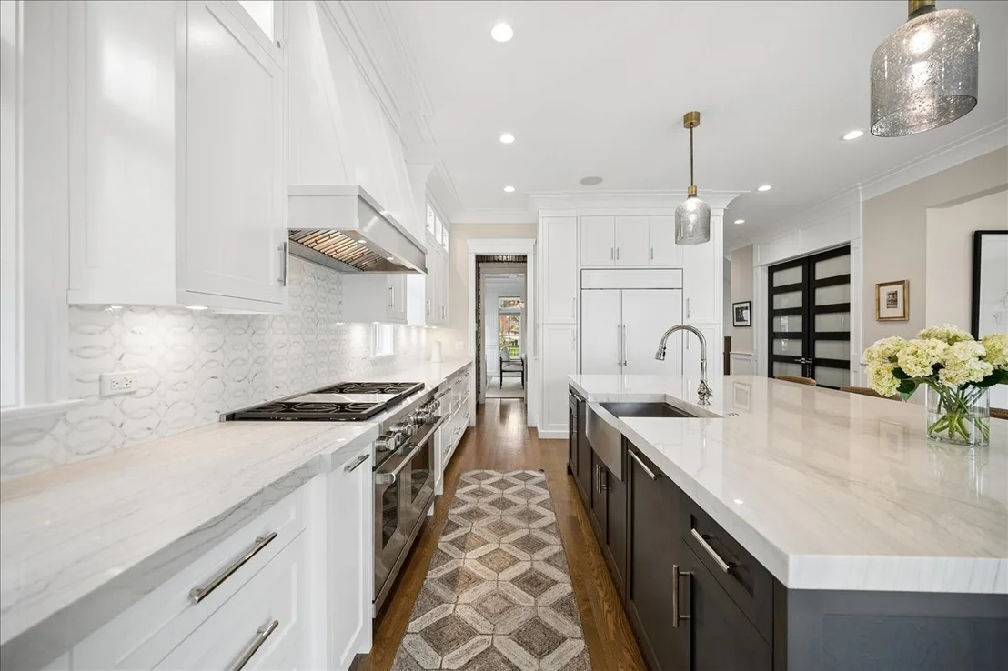 Photo of 1121 Forest Avenue