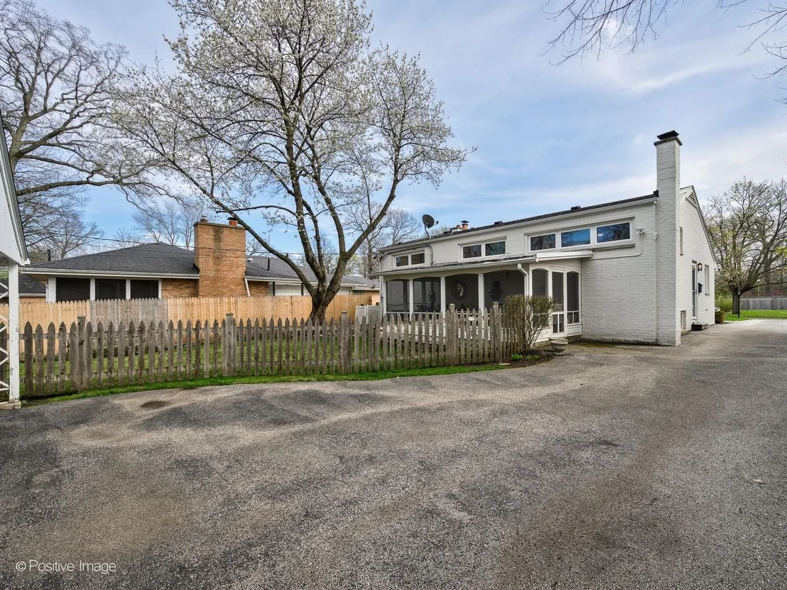Photo of 674 Highview Terrace