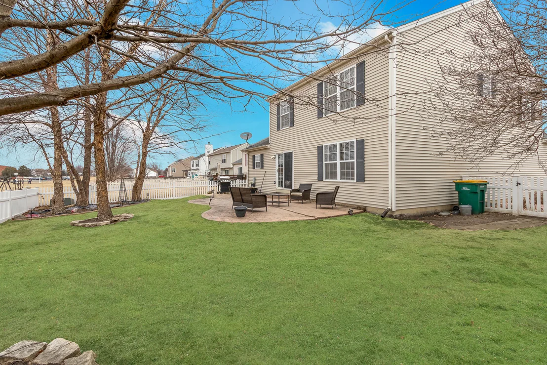 Photo of 2009 ASHBROOK Court