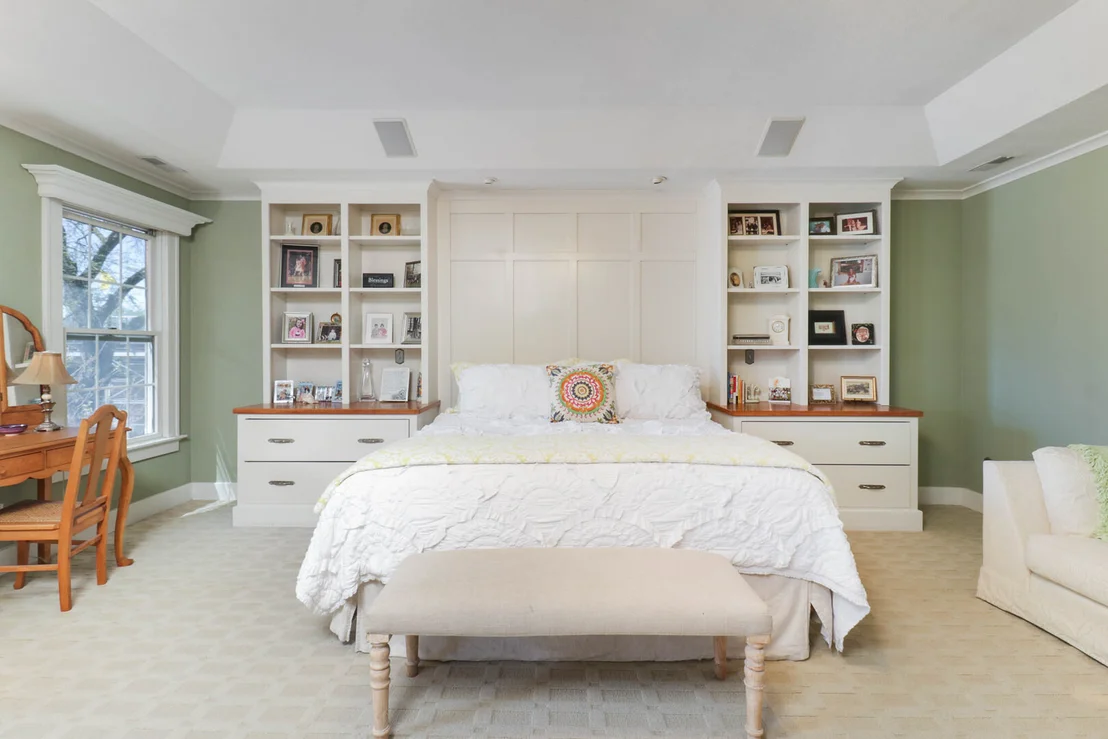 Photo of 1202 Elmwood Road