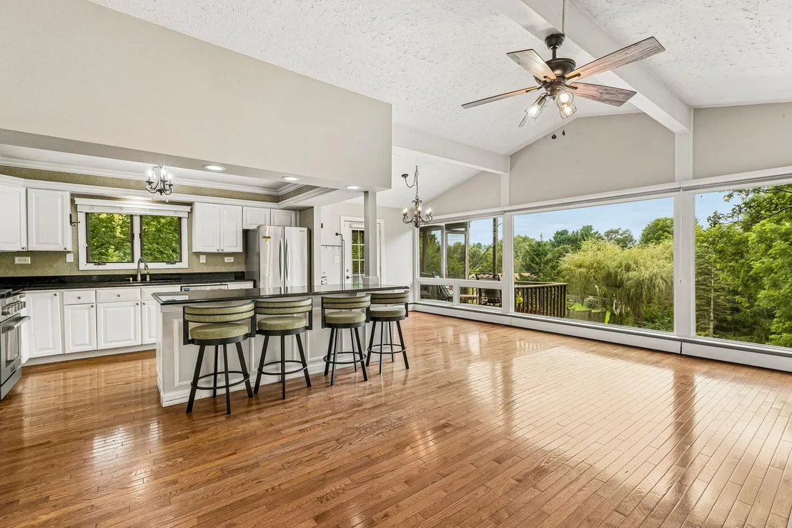 Photo of 9617 Hideaway Lane