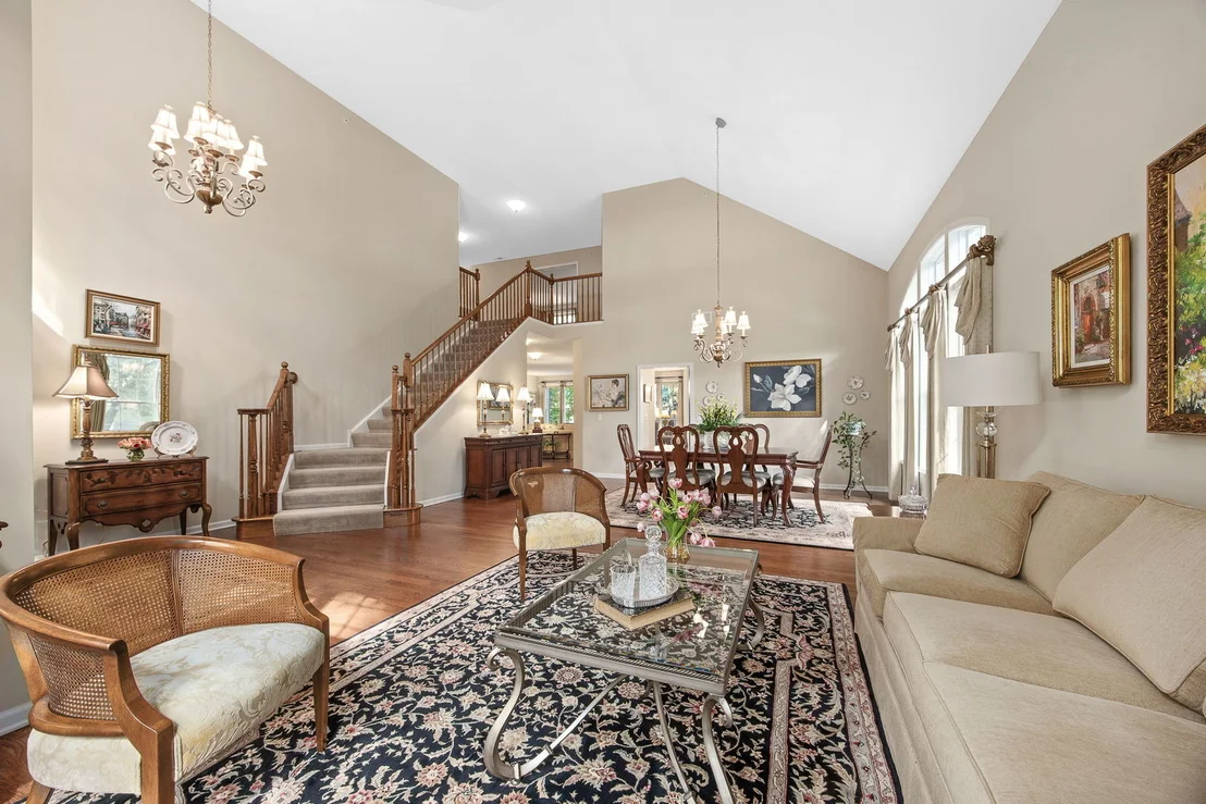 Photo of 1657 Hickory Drive