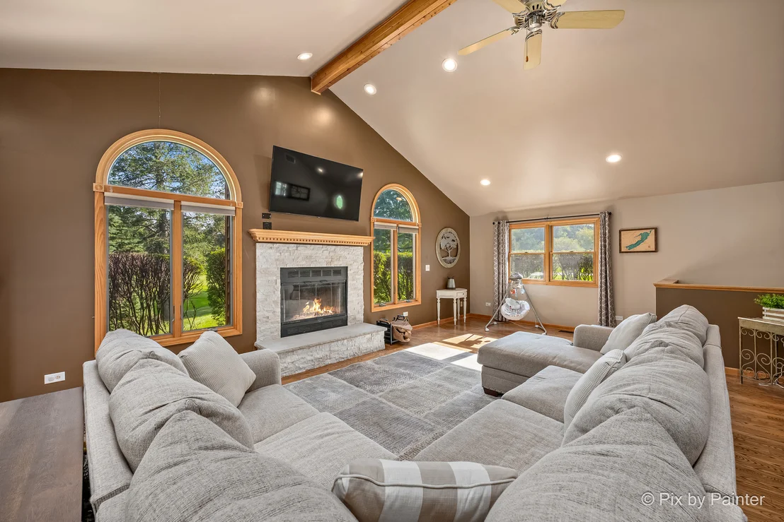 Photo of 2116 N Pebble Drive