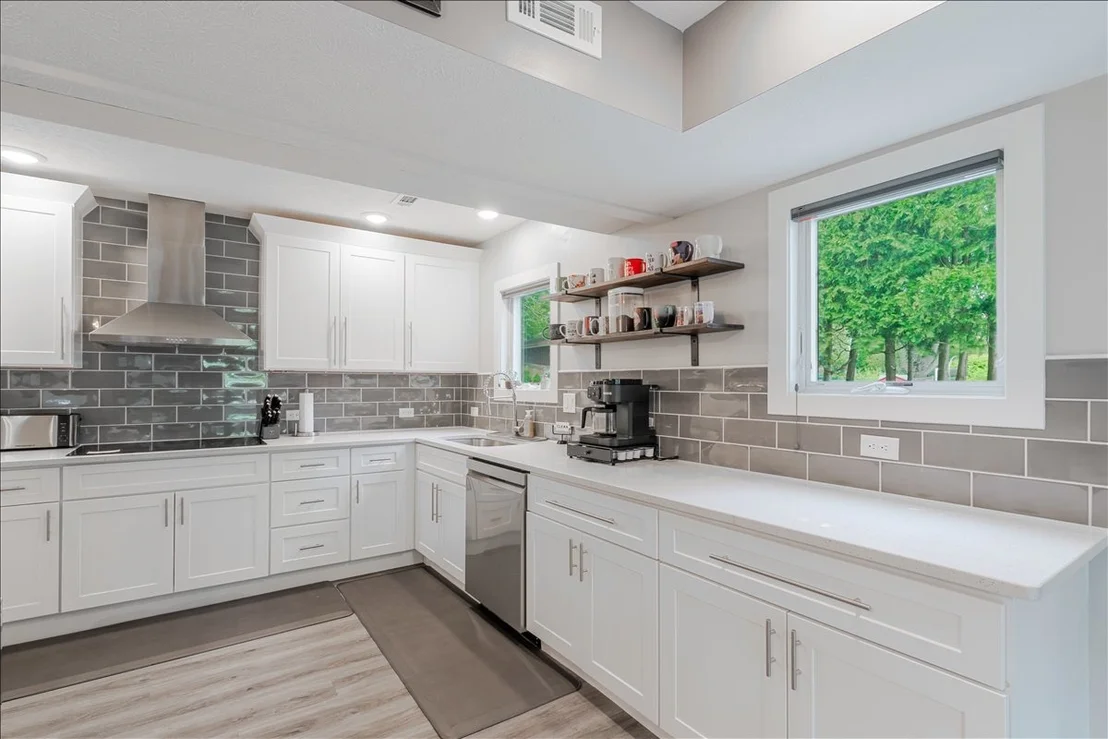 Photo of 6 Kenfield Circle