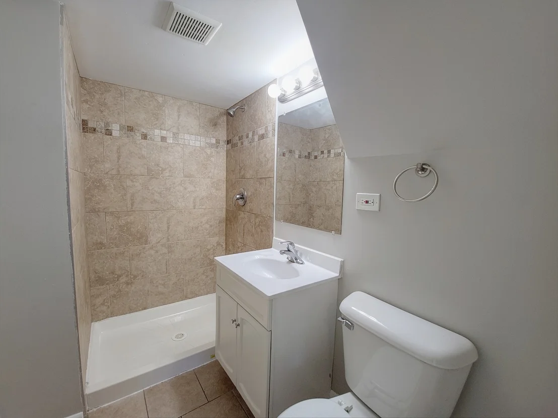 Photo of 17113 Elm Drive