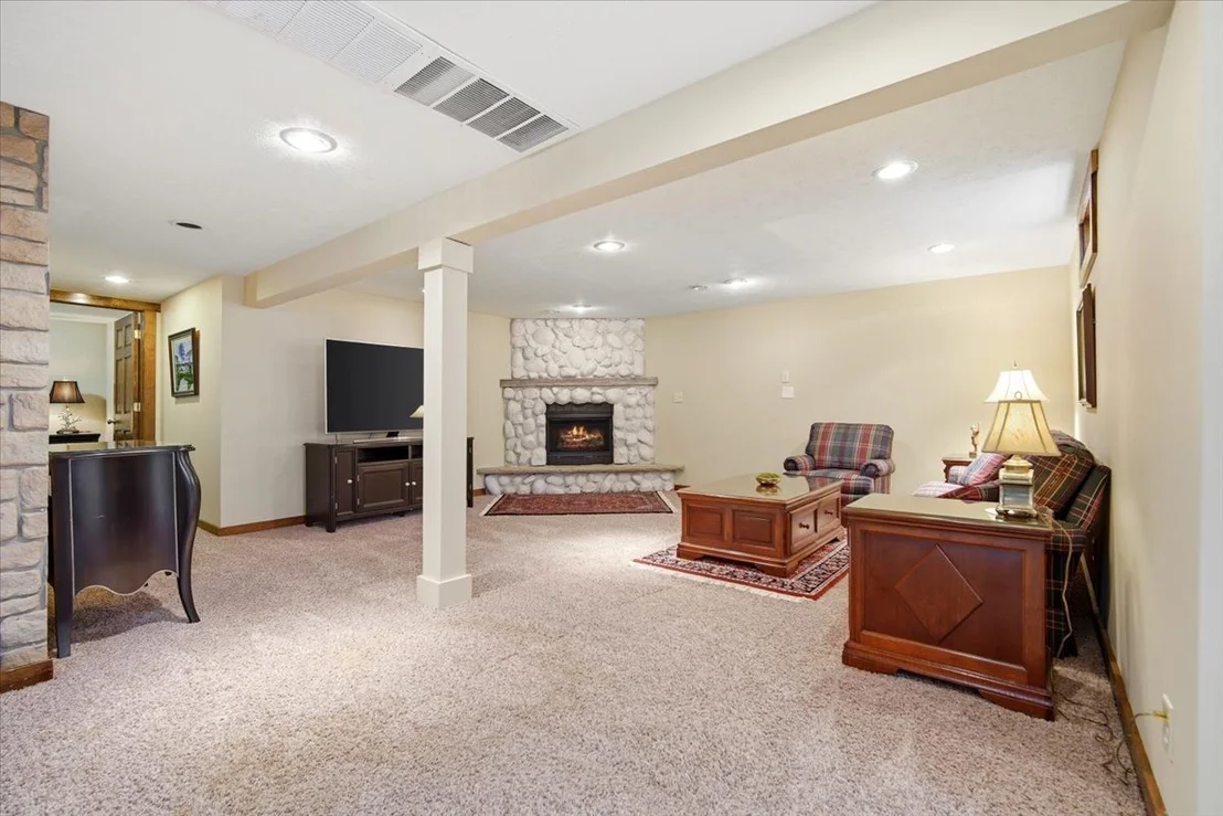 Photo of 203 Highview Drive
