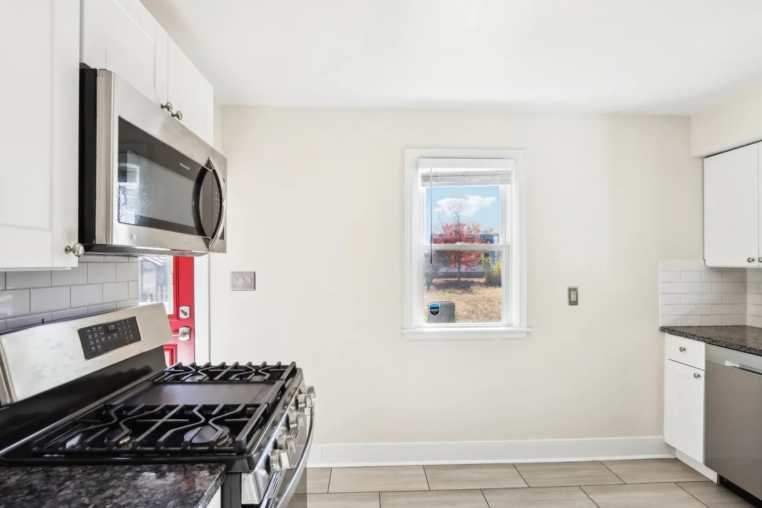 Photo of 420 Willow Road