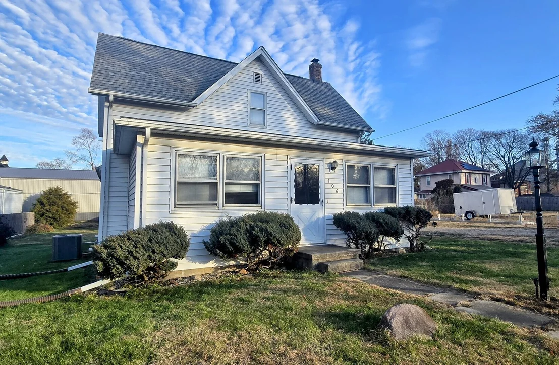 Photo of 106 S Eldorado Street