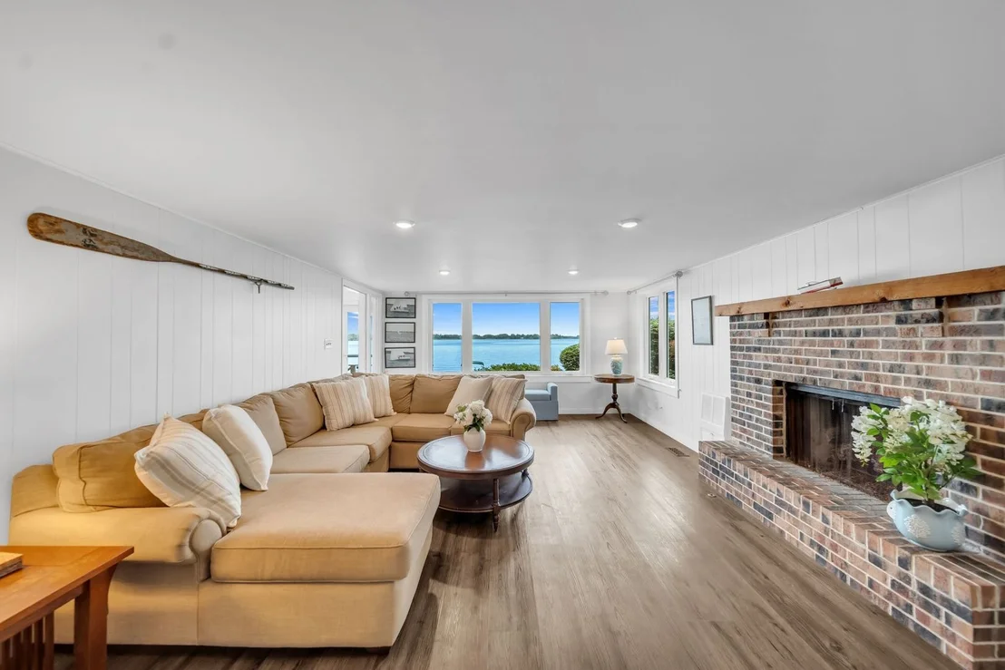 Photo of 4018 Pitzen Road