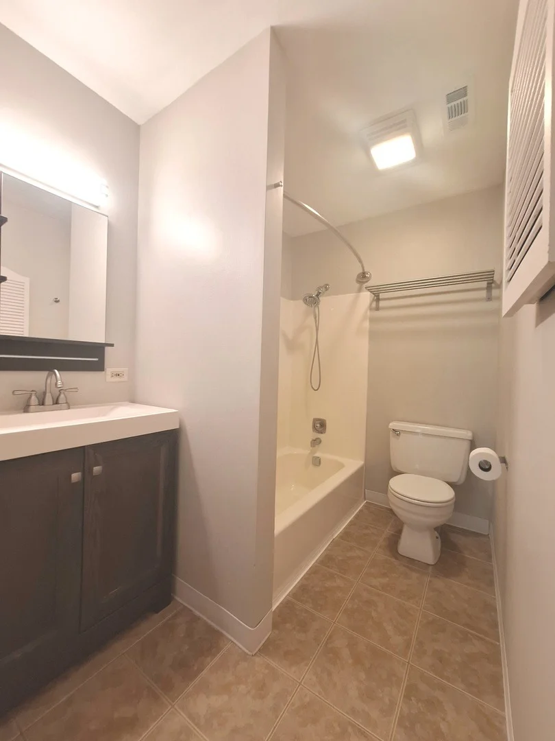 Photo of Unit C6 at 1482 Stonebridge Circle