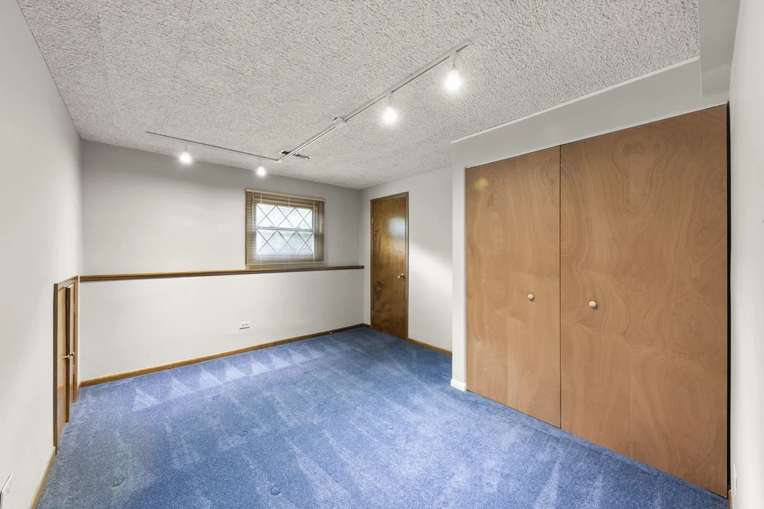 Photo of 403 W Harding Road