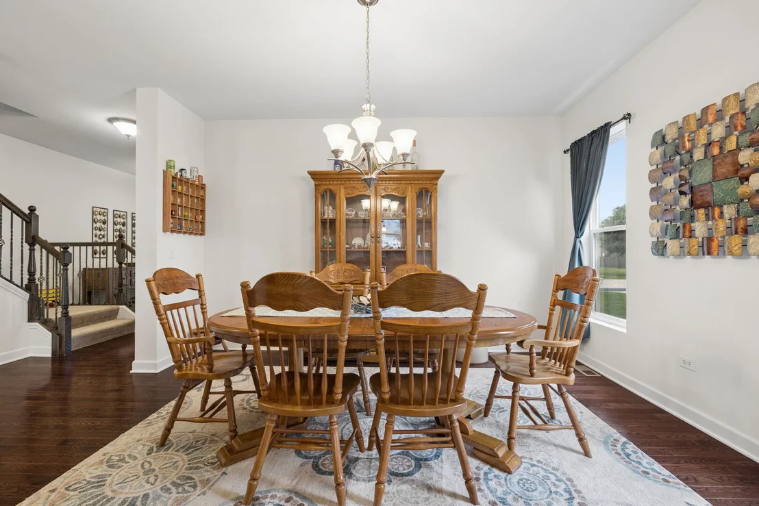 Photo of 903 Foxview Drive