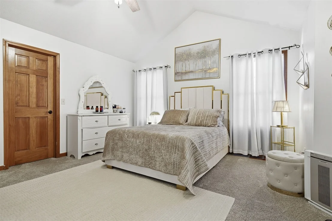 Photo of 1504 Estate Drive