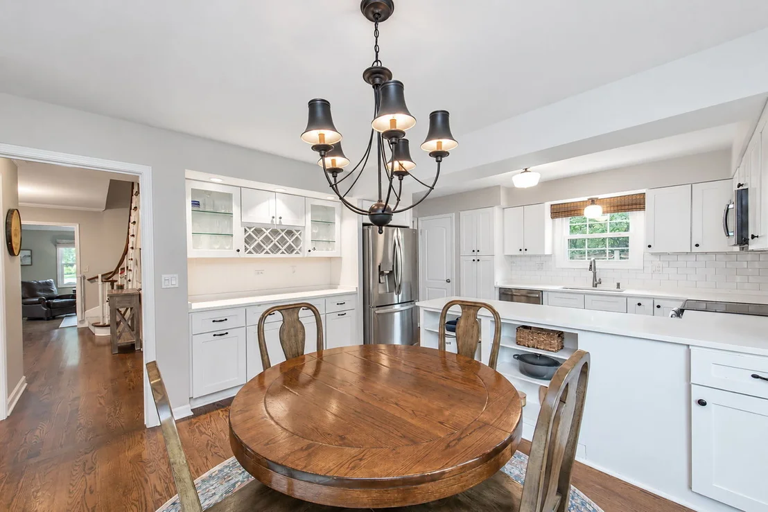 Photo of 1722 Ivy Lane