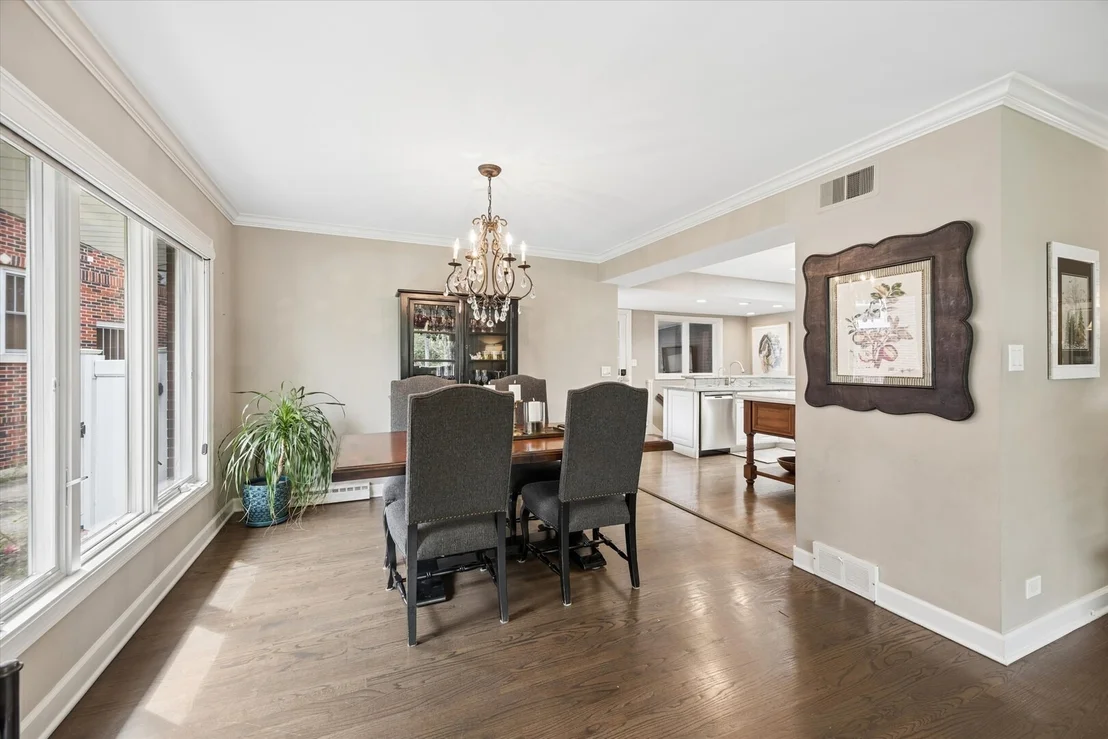 Photo of 110 S Herbert Road