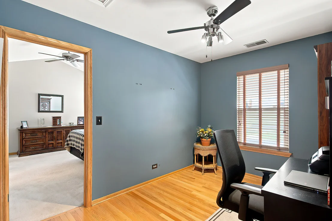 Photo of 783 Manor Road