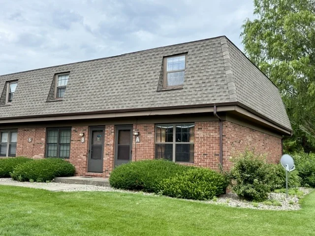 Photo of Unit A at 5 Evergreen Circle