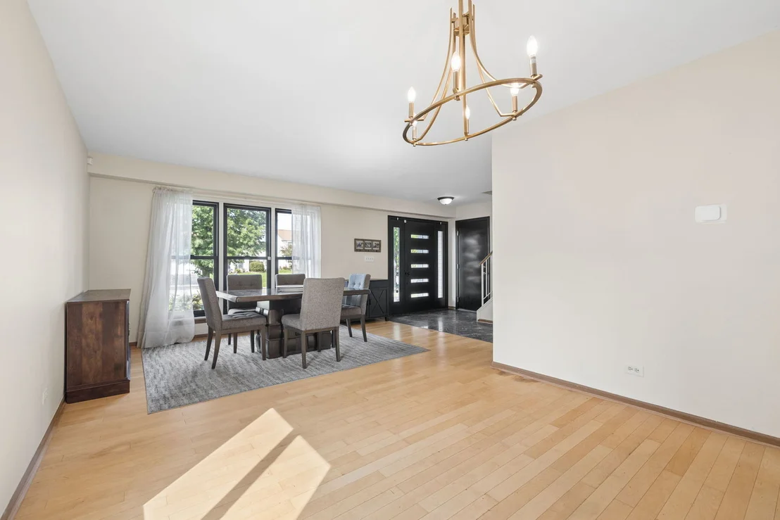 Photo of 556 Foxford Road