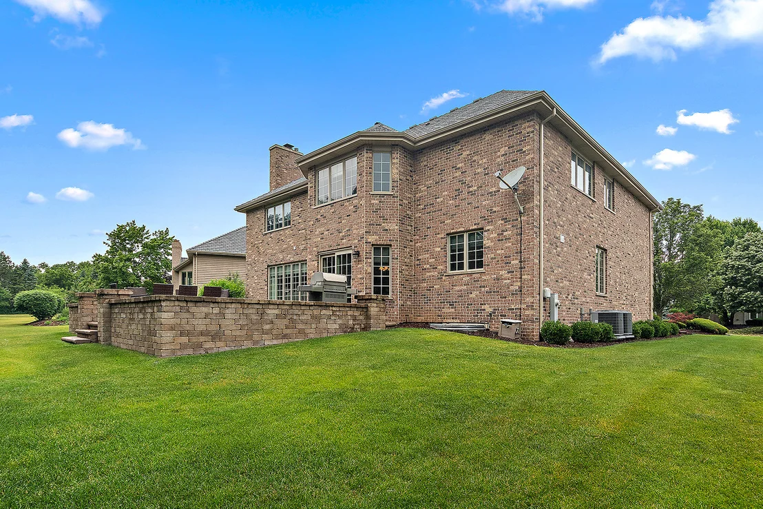 Photo of 8136 ABERDEEN Drive