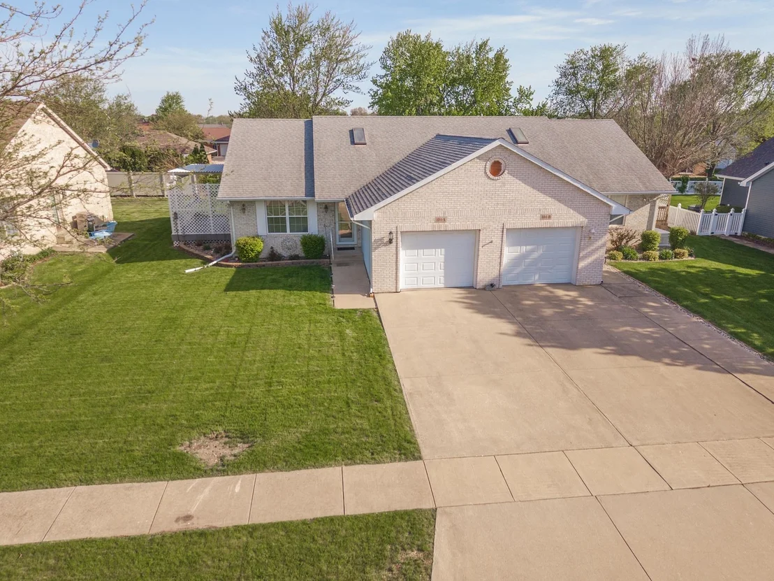 Photo of Unit A at 104 Susan Drive
