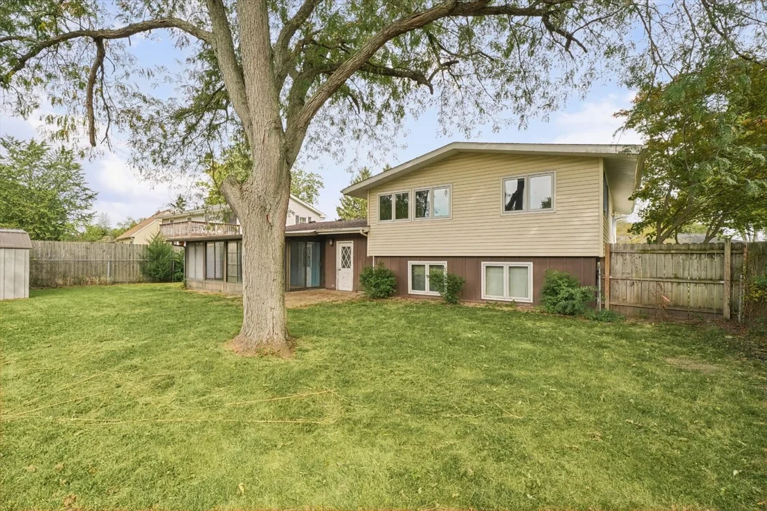 Photo of 814 Pinecrest Drive