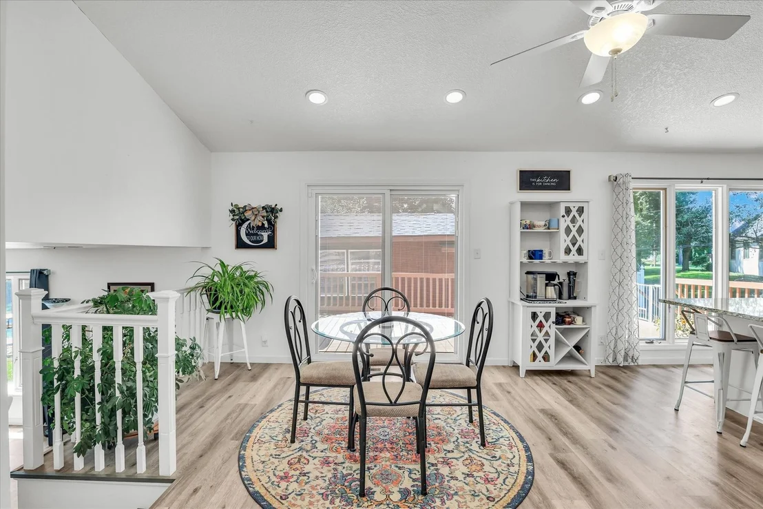 Photo of 715 Cortez Drive
