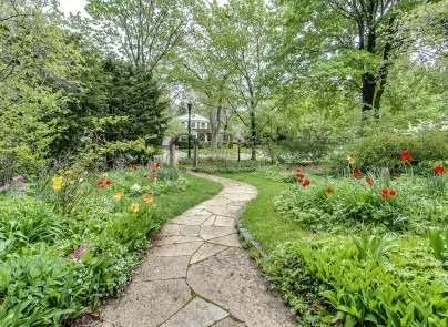 Photo of 1244 FOREST Avenue