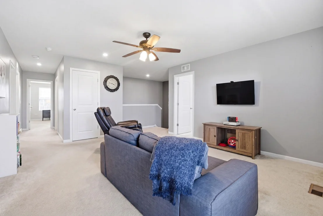 Photo of 24537 W Magnetic Way