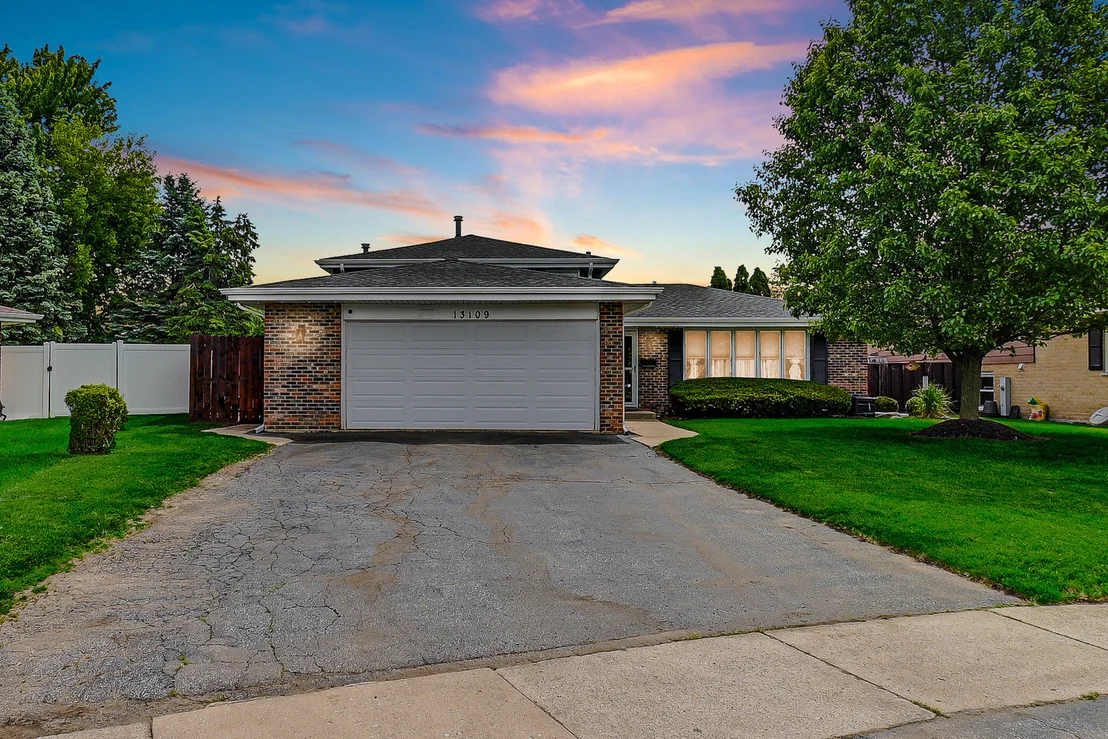Photo of 13109 Linder Avenue