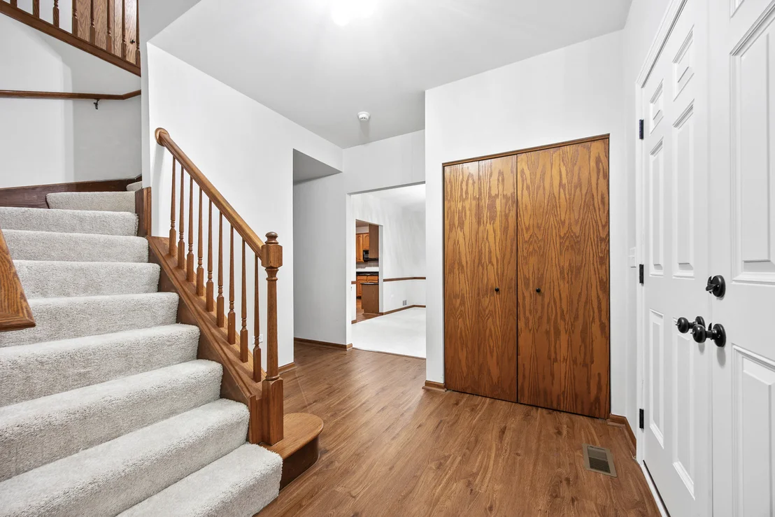 Photo of 533 Springwood Lane