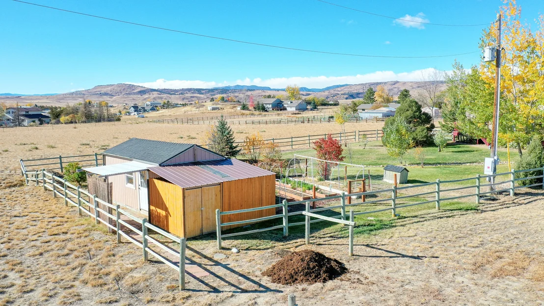 Photo of 5001 County Road 4 W
