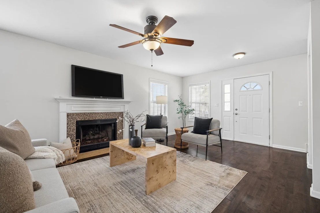 Photo of 4320 Bronk Corner