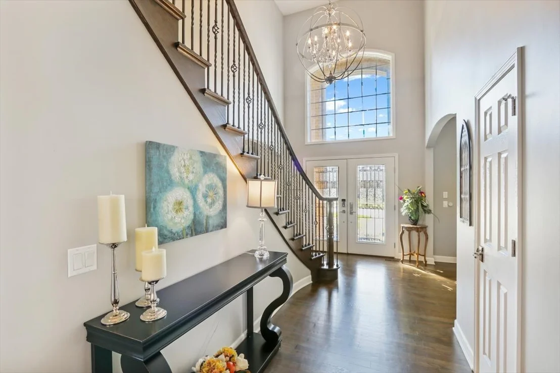 Photo of 519 Litchfield Lane