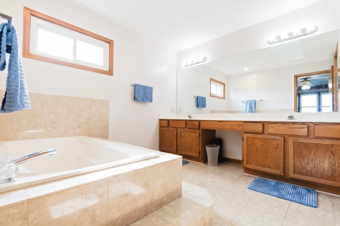 Photo of 549 Farmhill Circle