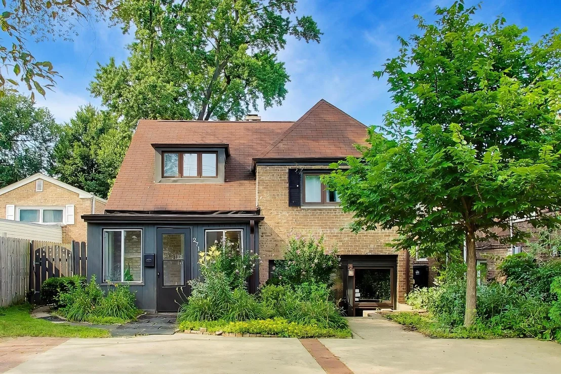 Photo of 2711 Elgin Road